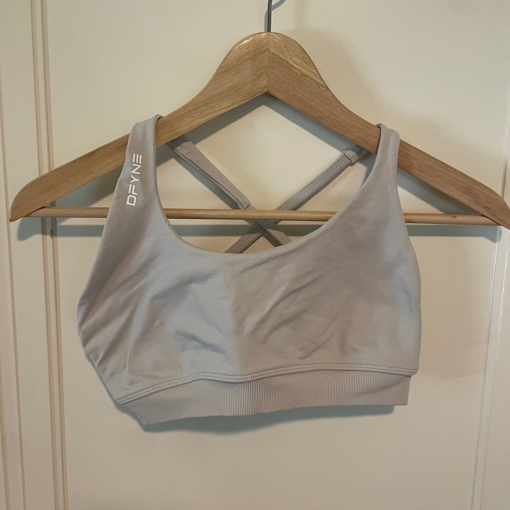 DFYNE Dynamic Sports Bra Strappy Small